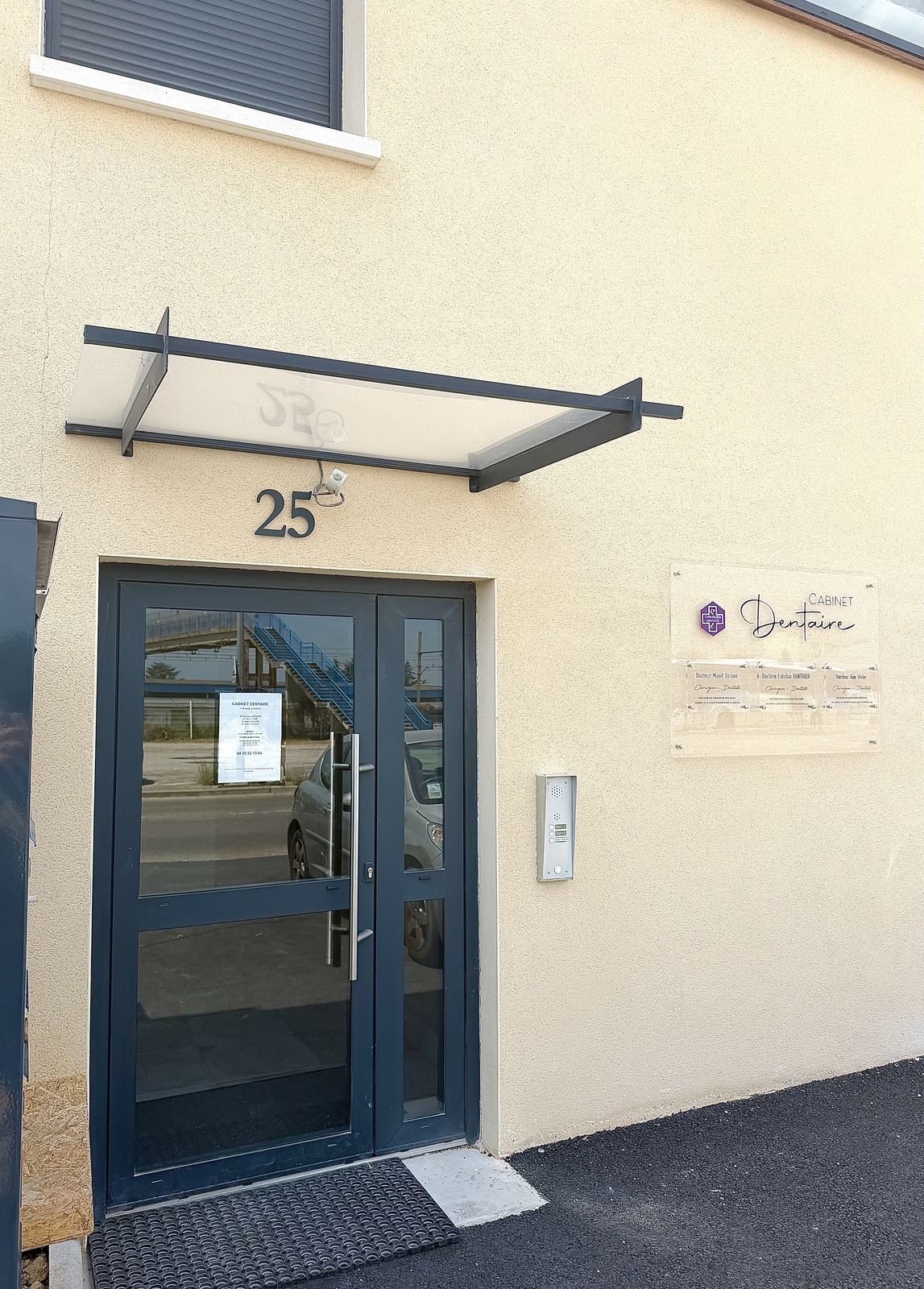 Devanture du cabinet dentaire